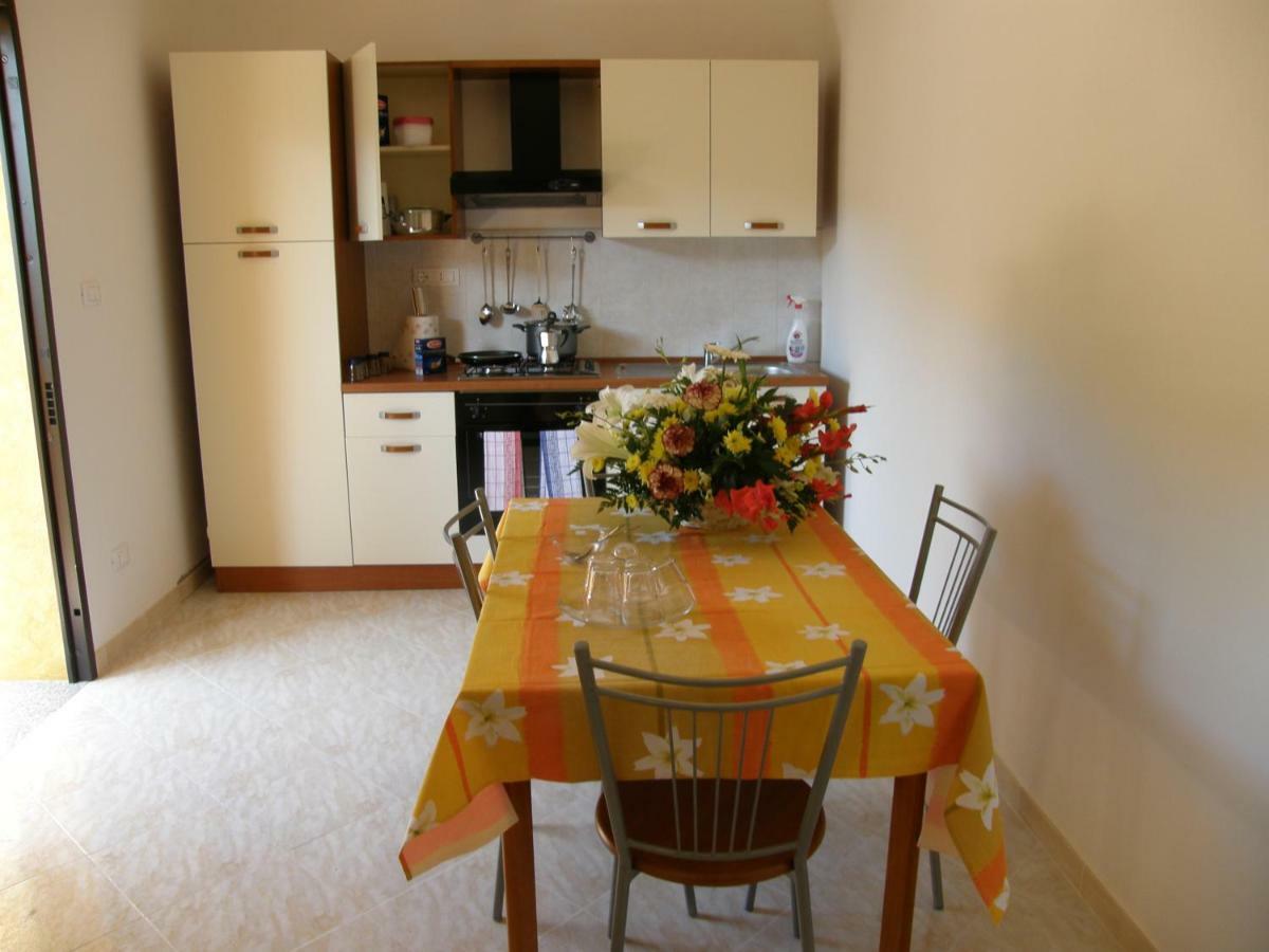 Pianeta Sardegna Aparthotel Fluminimaggiore Eksteriør bilde